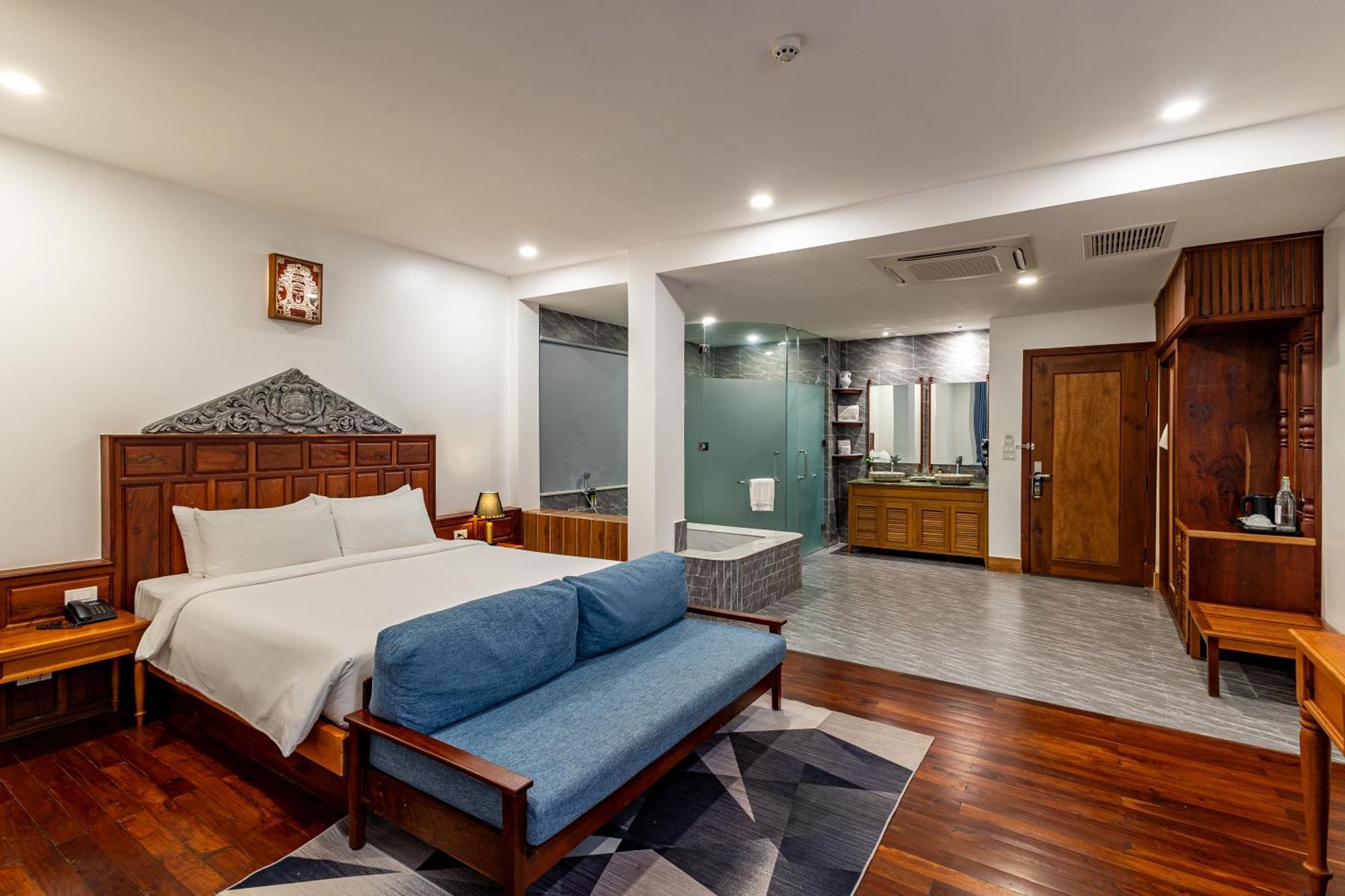 Two Seasons Siem Reap Hotel المظهر الخارجي الصورة Deluxe Suite
